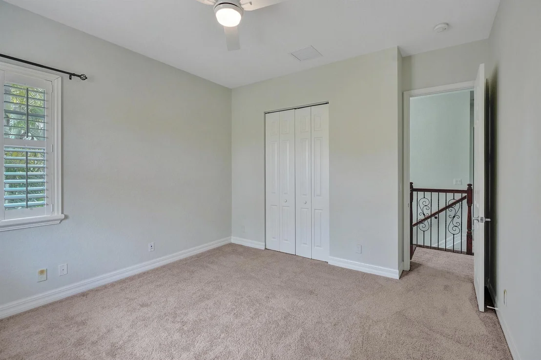 Photo of 115 Edenberry Avenue
