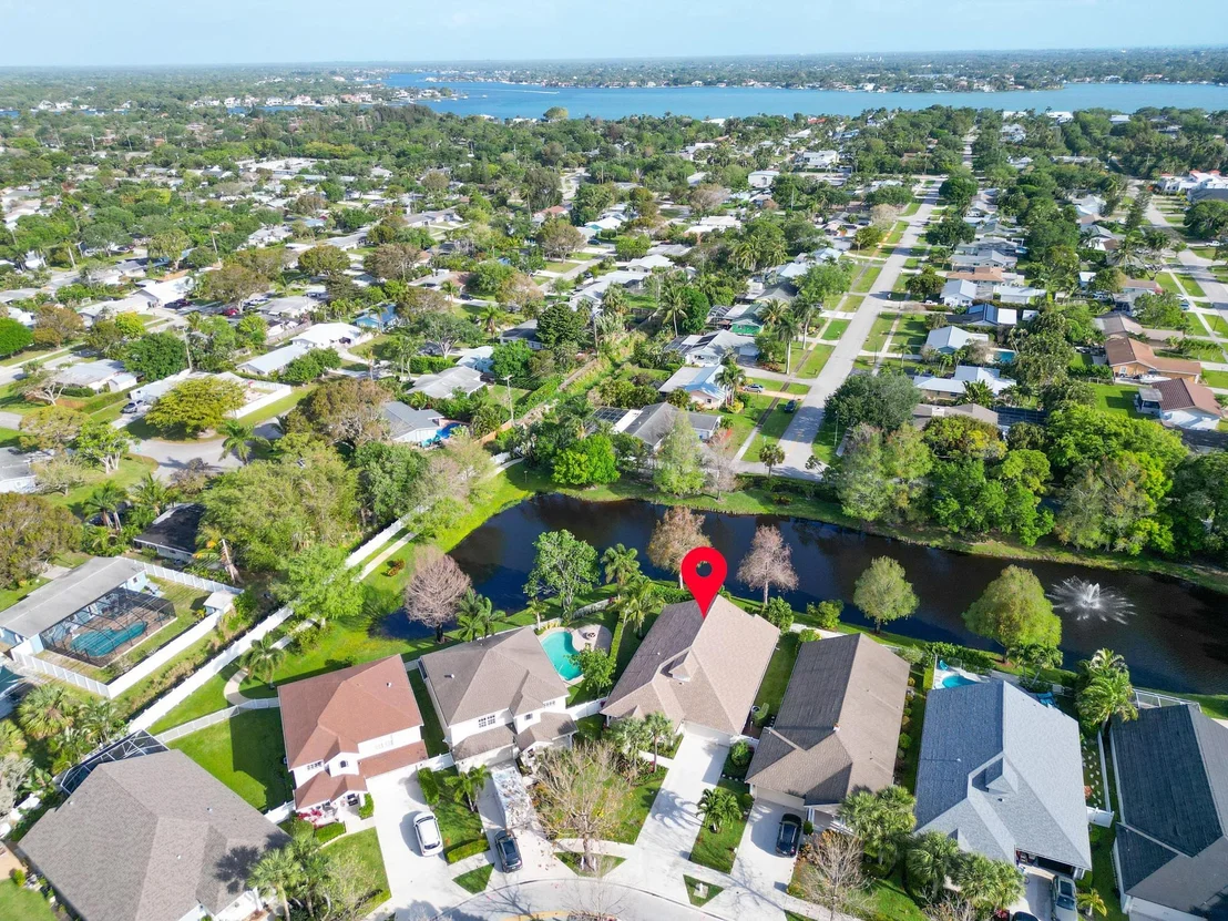 Photo of 272 Clocktower Drive