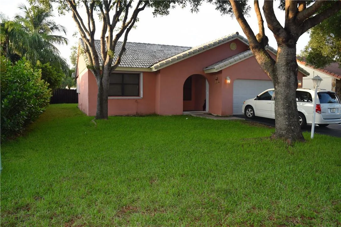 Photo of 15525 Gauntlet Hall Manor