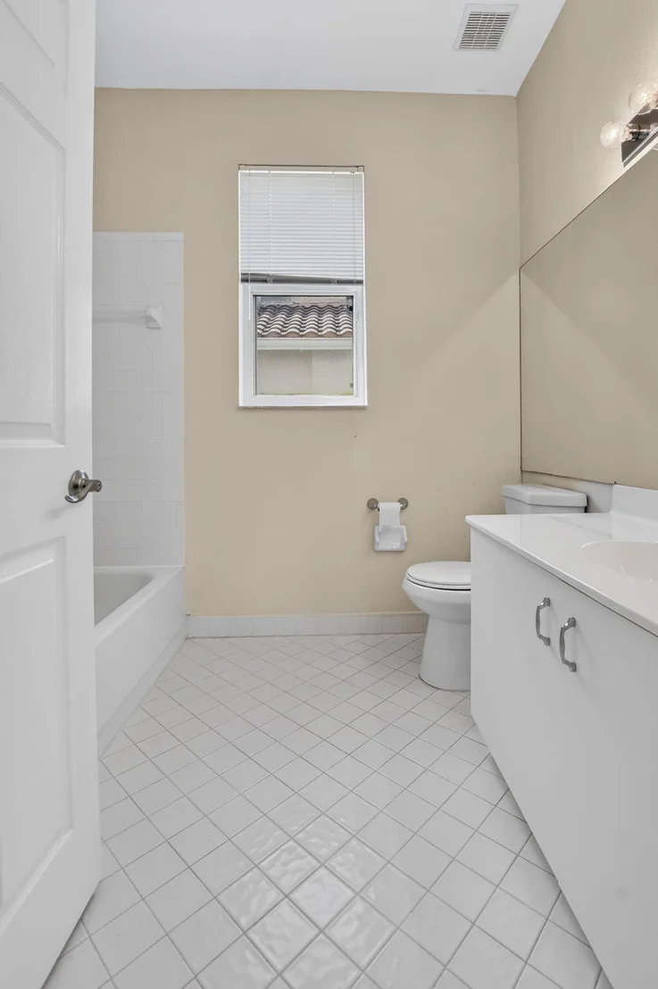 Photo of 10031 Lexington Estates Boulevard