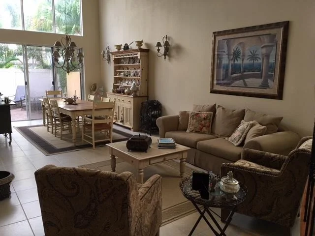 Photo of 1617 W Classical Boulevard