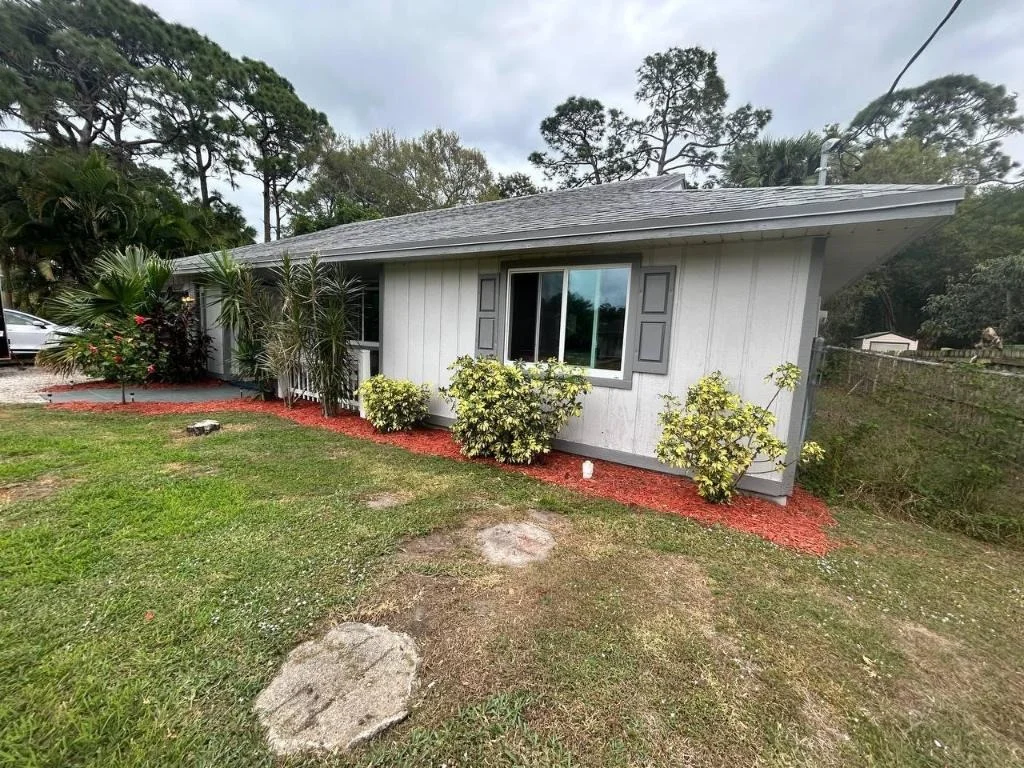 Photo of 5106 Palm Drive