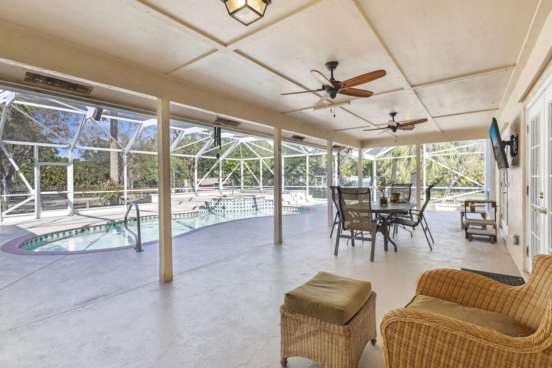 Photo of 4783 Windmill Road