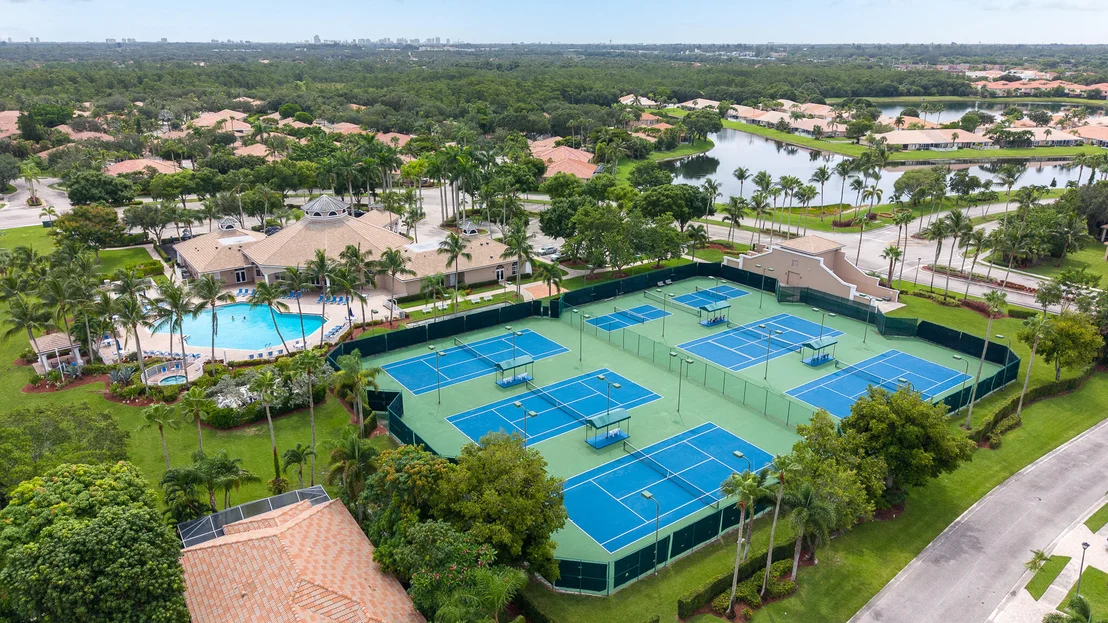Photo of 8620 HIGH CAY
