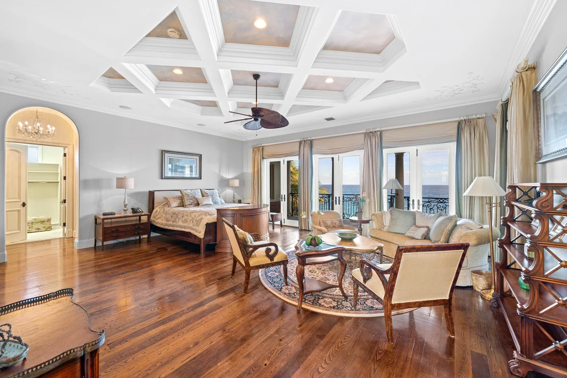 Photo of 4117 S Ocean Boulevard