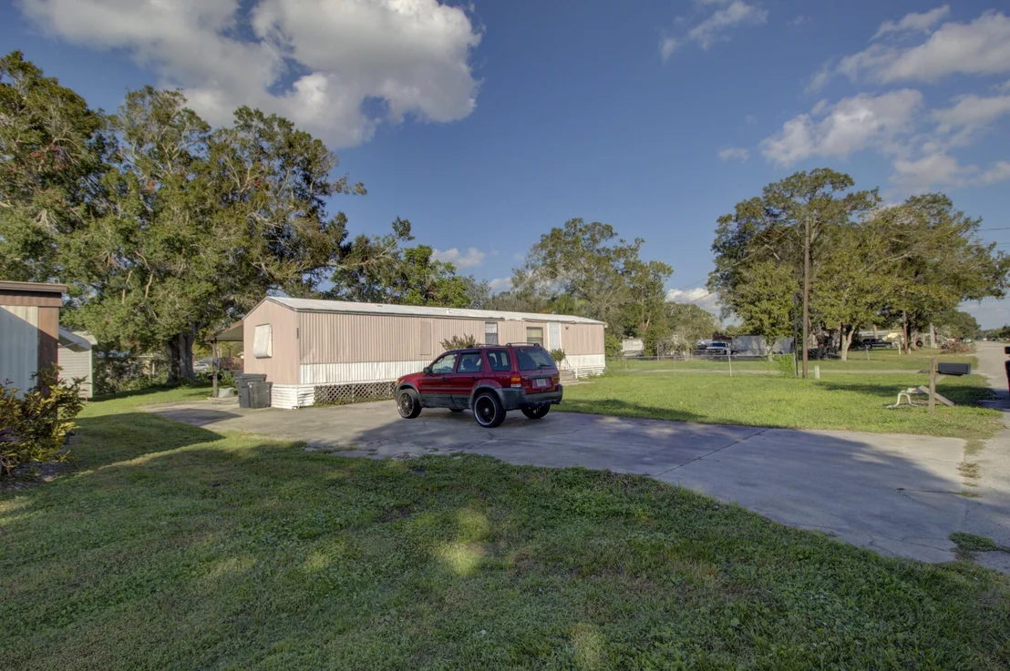 Photo of 3247 SE 27th Street