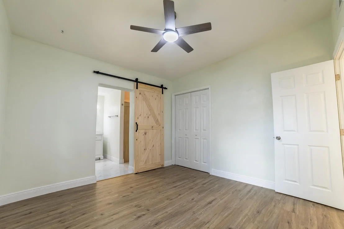 Photo of 809 SE 10th Street