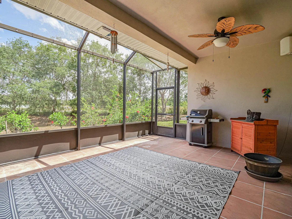 Photo of 5853 Pine Ridge Circle