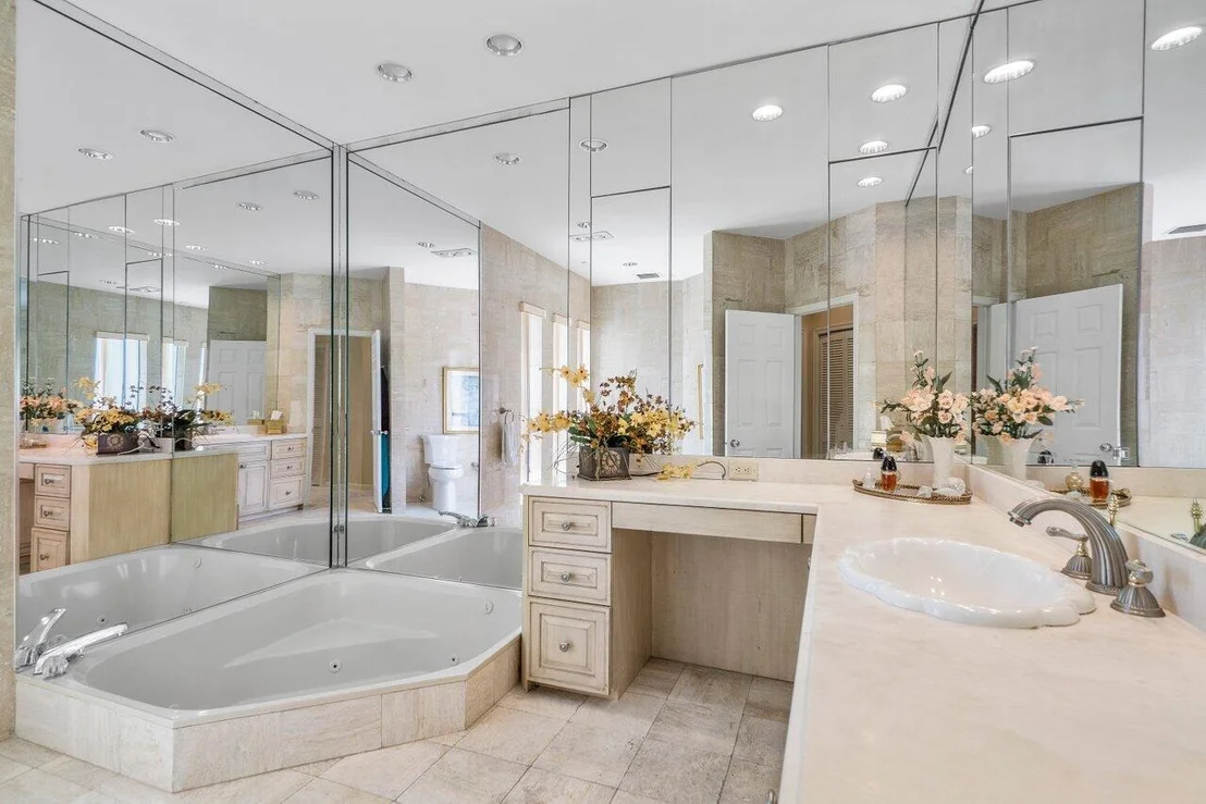 Photo of 7283 Mandarin Drive