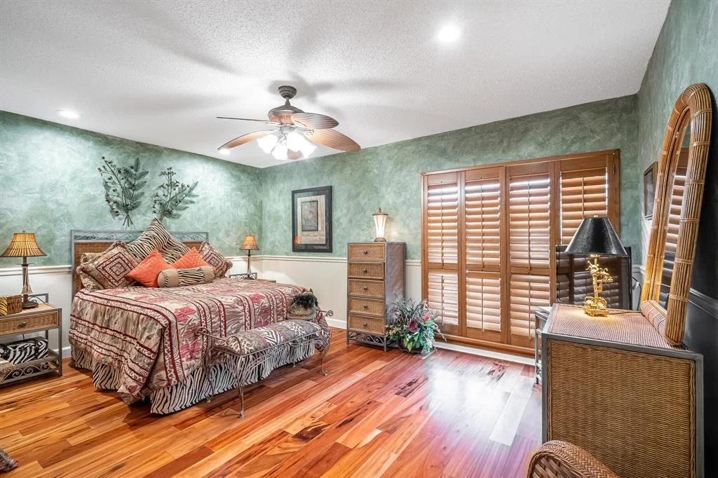 Photo of 5880 Pinebrook Drive