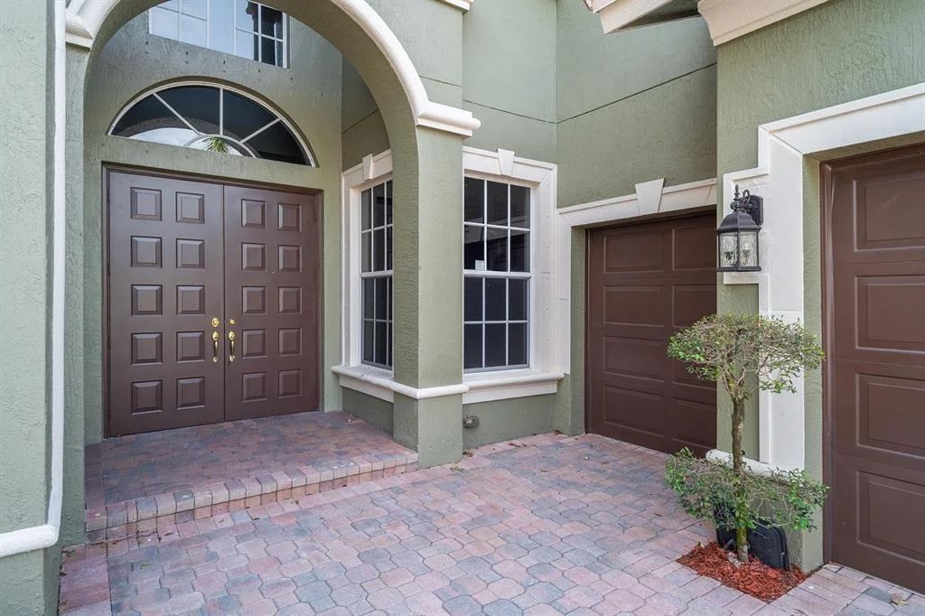 Photo of 8012 Valhalla Drive