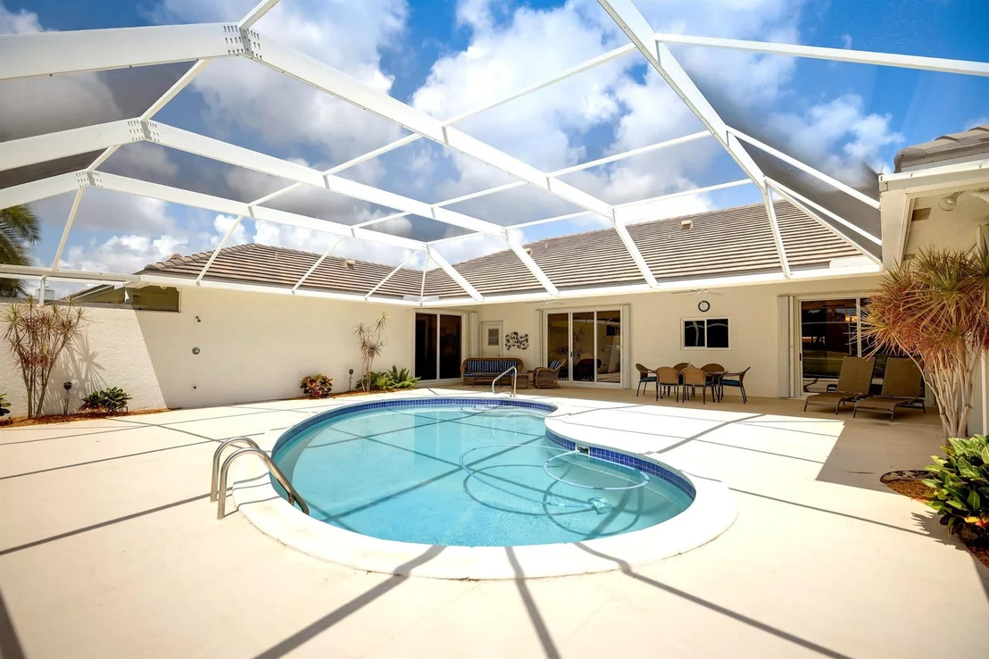 Photo of 391 Glenbrook Drive