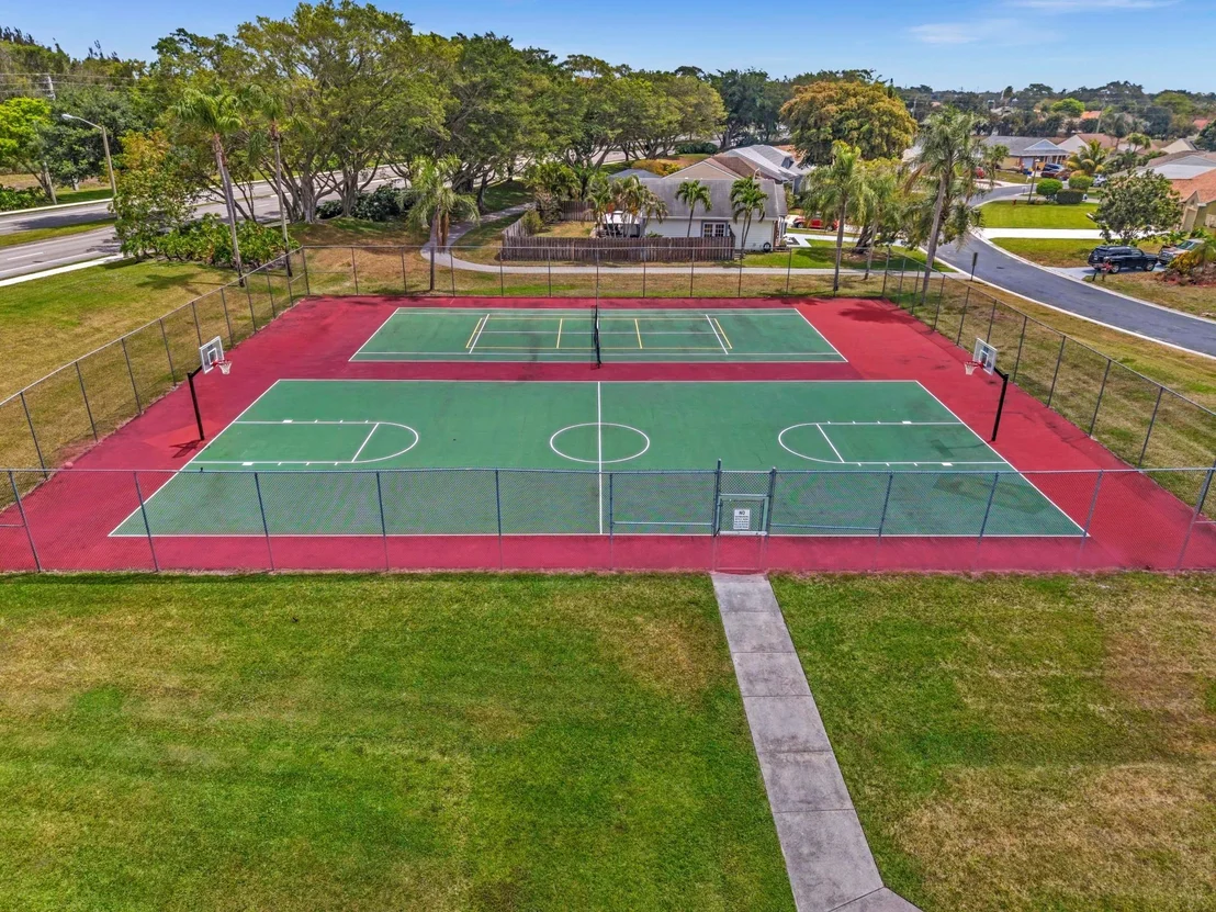Photo of 8727 Spring Valley Drive
