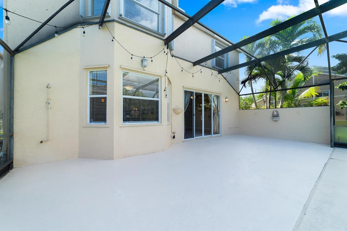 Photo of 7671 Oak Grove Circle
