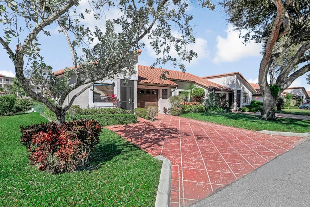 Photo of 6235 Kings Gate Circle