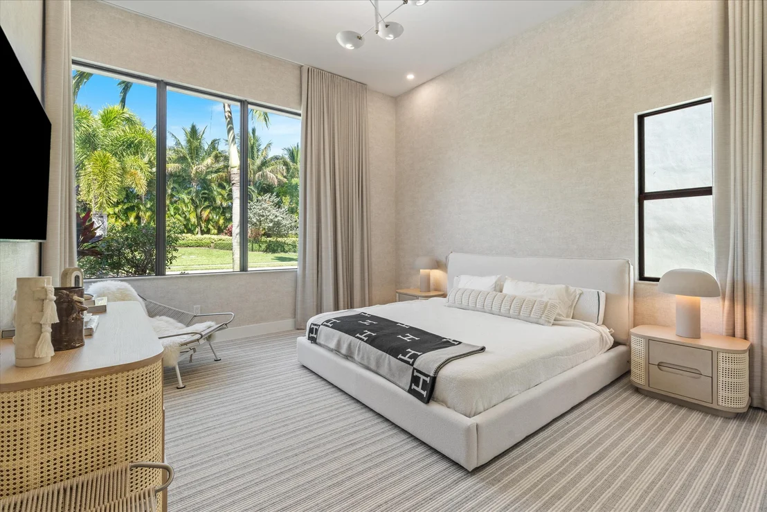 Photo of 9948 Espresso Manor