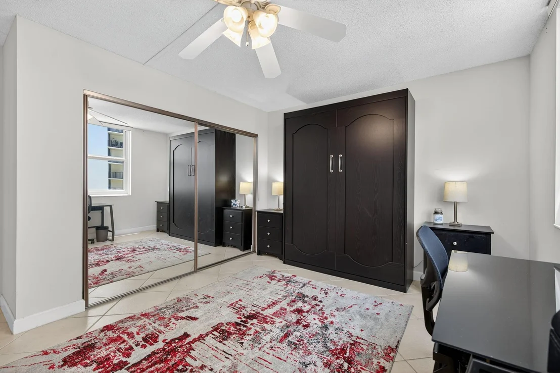 Photo of Unit 607 at 5440 N Ocean Drive