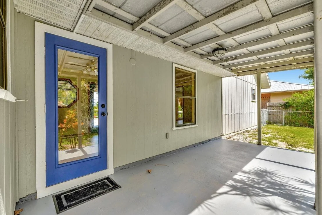 Photo of 5404 Sunset Boulevard