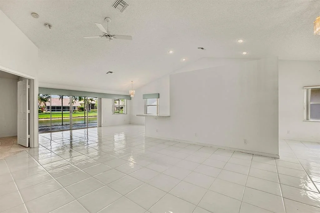 Photo of 5392 Grande Palm Circle