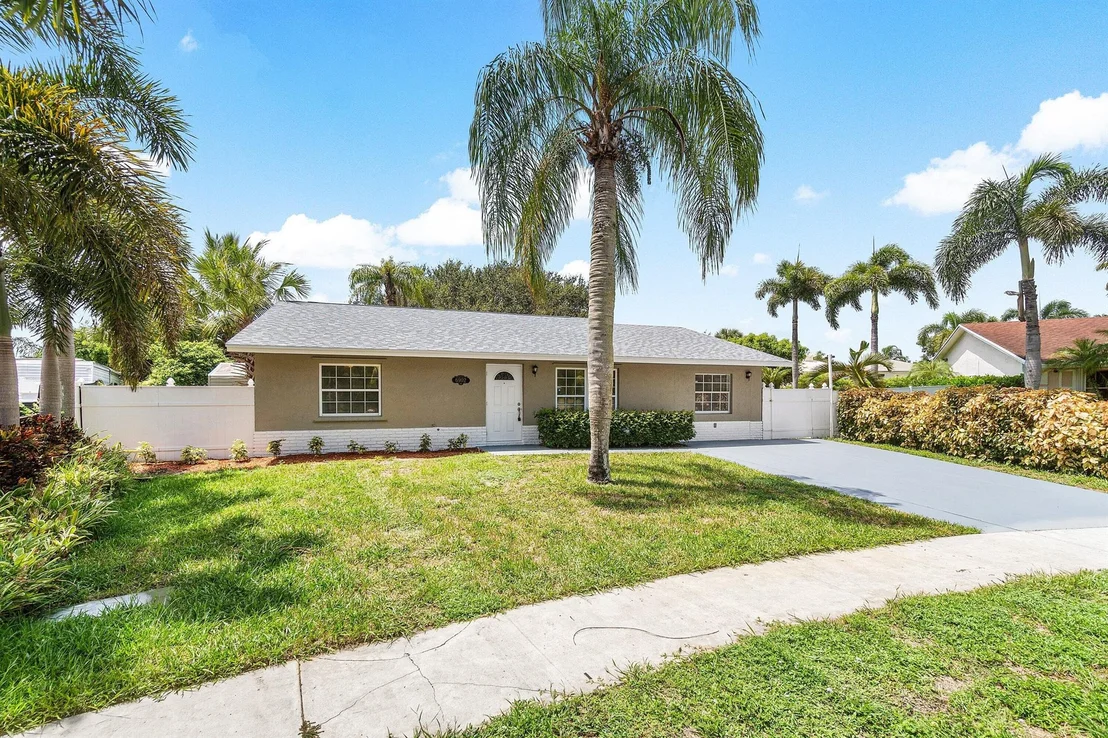 Photo of 6902 Athena Drive