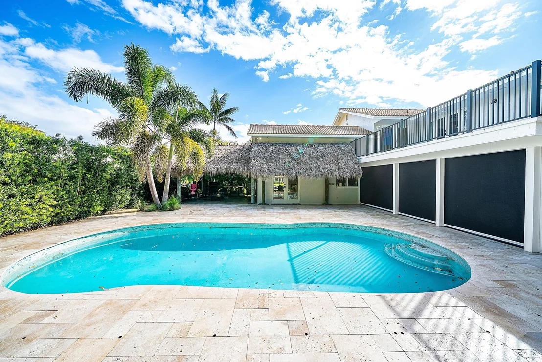 Photo of 10893 Gleneagles Road