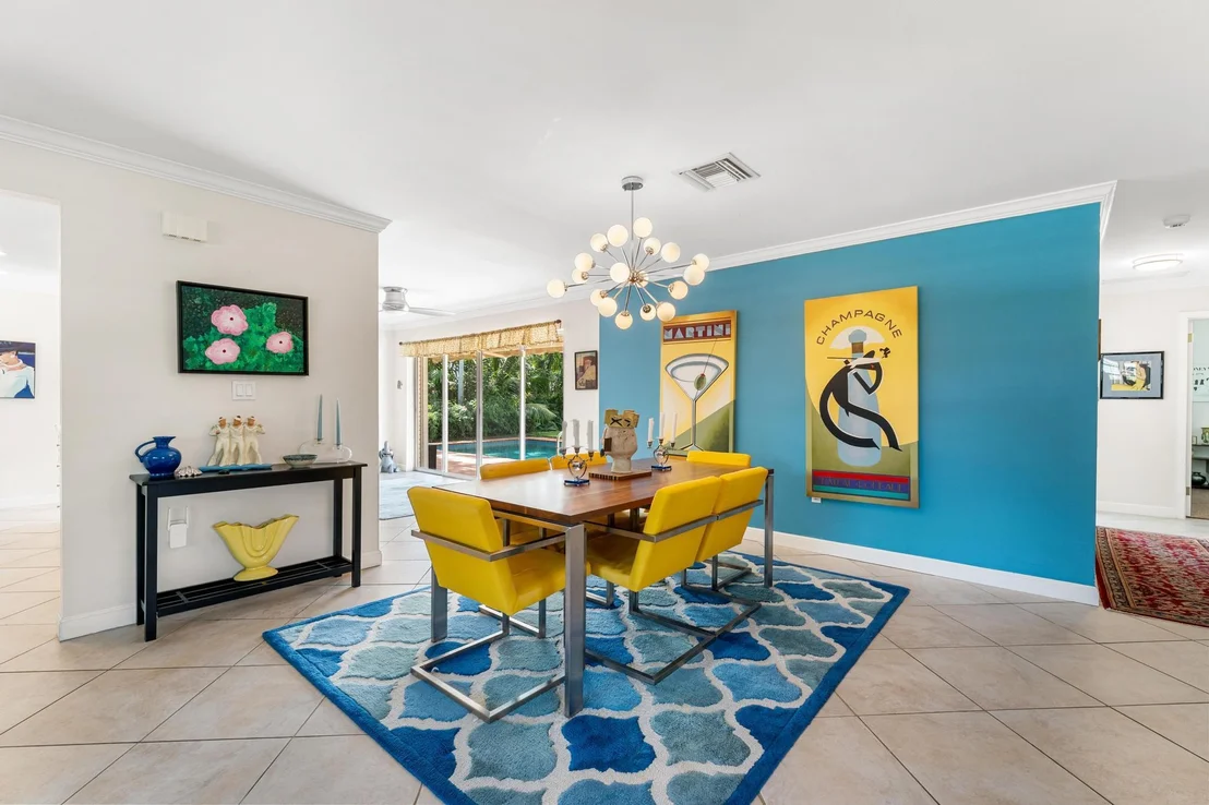 Photo of 8415 Pine Tree Lane