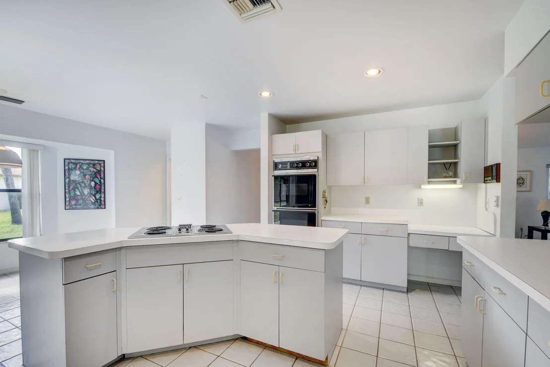 Photo of 13385 La Mirada Circle