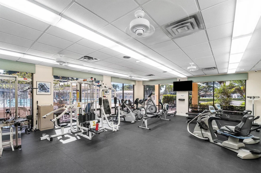 Photo of 2350 Riviera Drive