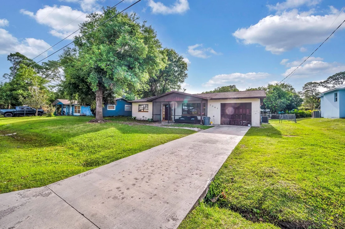 Photo of 5307 Hickory Drive