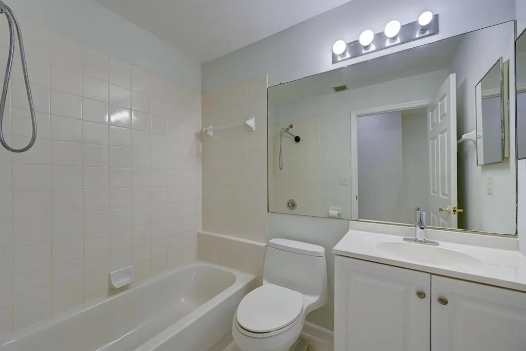 Photo of 5428 Grande Palm Circle