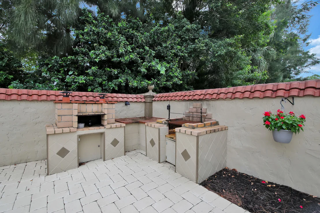 Photo of 9441 OLD PINE Road