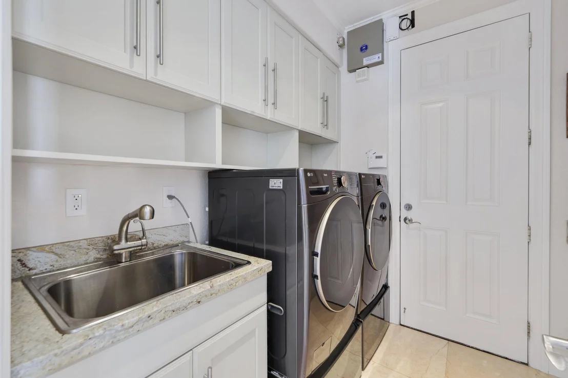 Photo of 19245 Skyridge Circle
