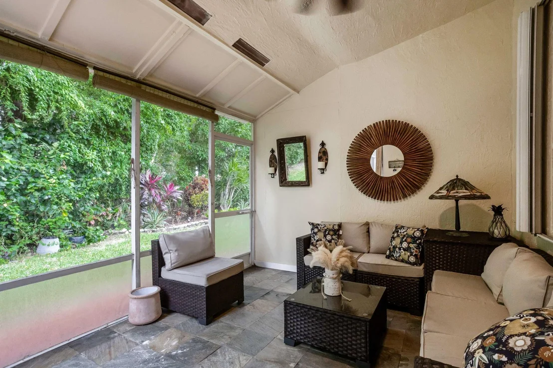 Photo of 15293 Ixora Road
