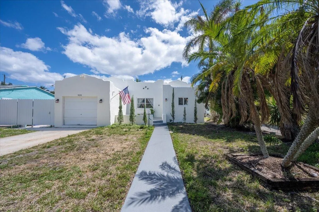 Photo of 520 El Prado