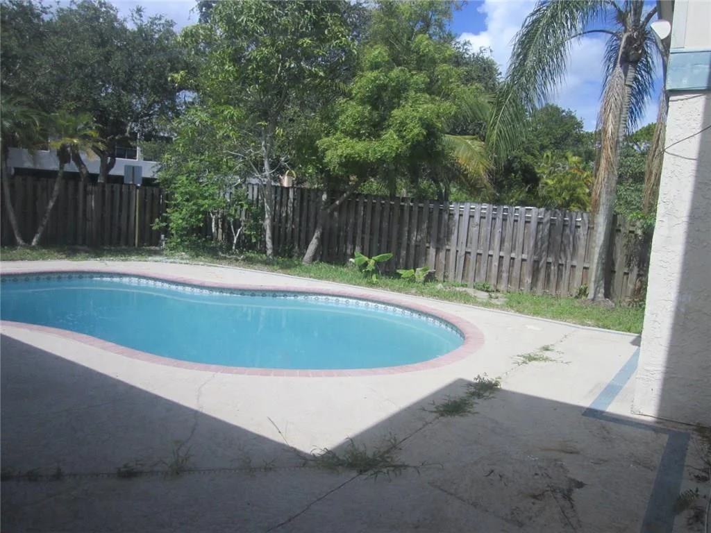 Photo of 3511 NW 73rd Way