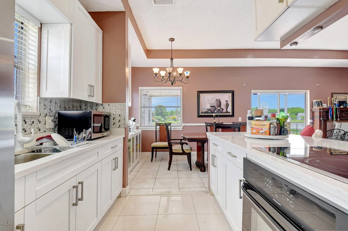 Photo of 8687 Spring Valley Drive