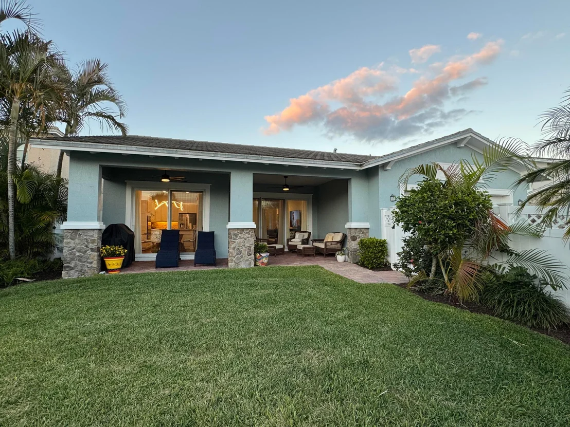Photo of 1358 Community Drive