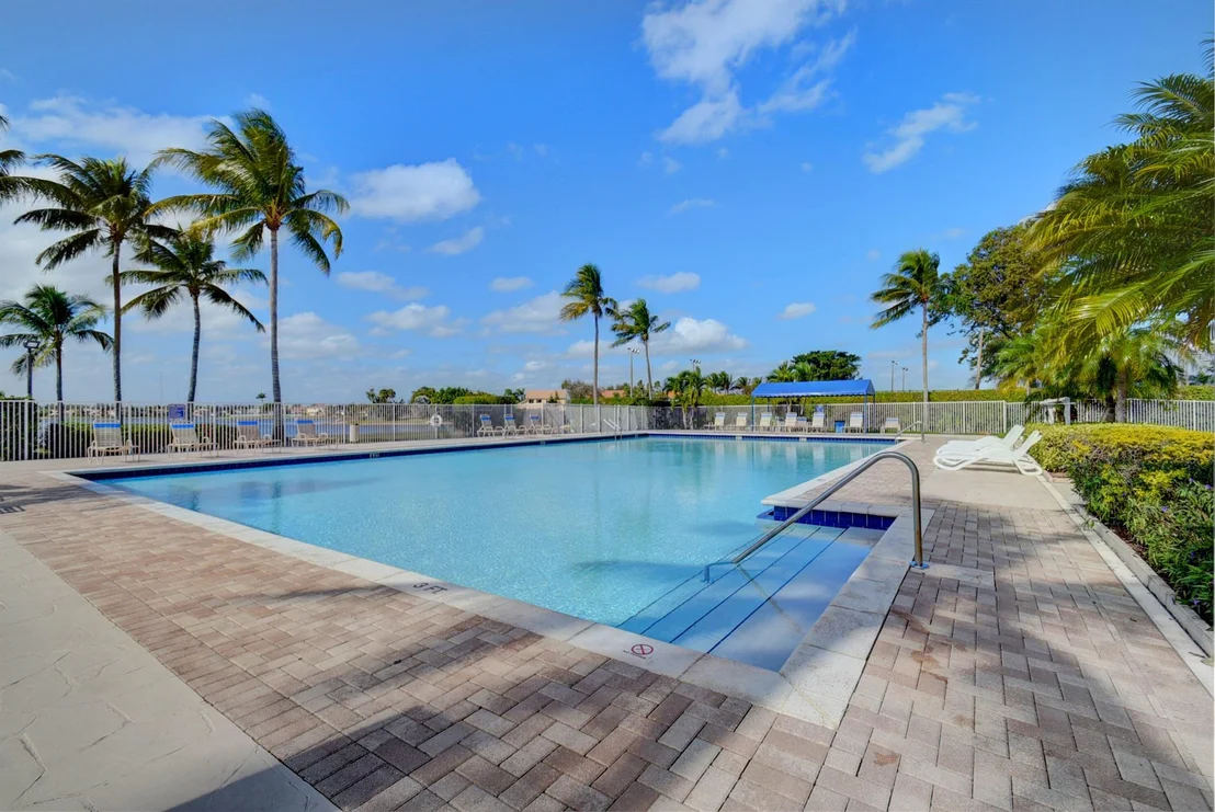 Photo of 7585 Thornlee Drive