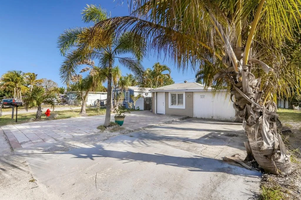 Photo of 1078 Highview Road