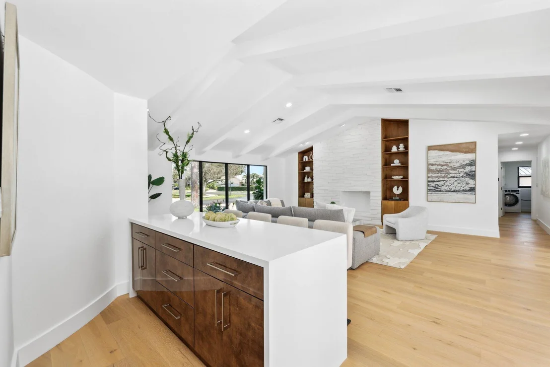 Photo of 6794 Giralda Circle