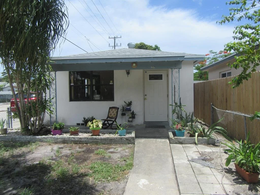 Photo of 332 N E Street