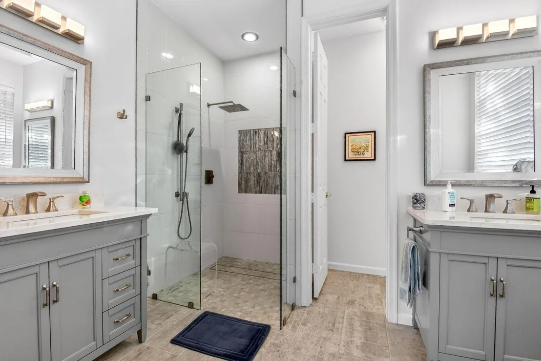 Photo of 8099 Bellafiore Way