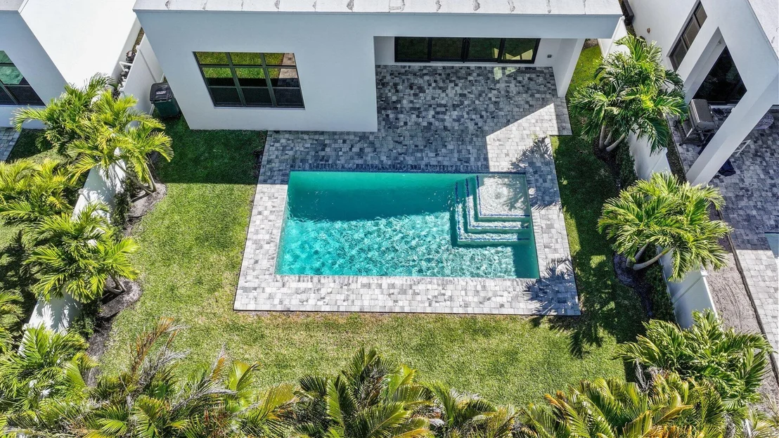 Photo of 655 Kingsbridge Street