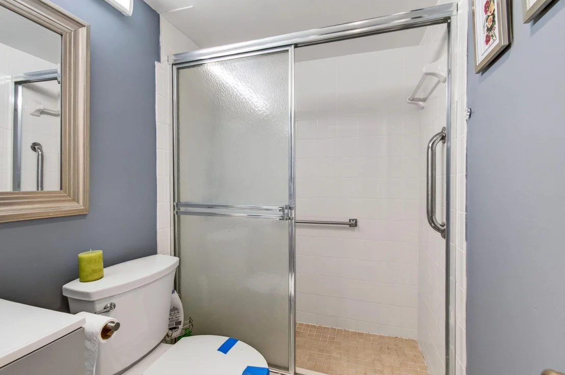 Photo of 3014 Exeter A