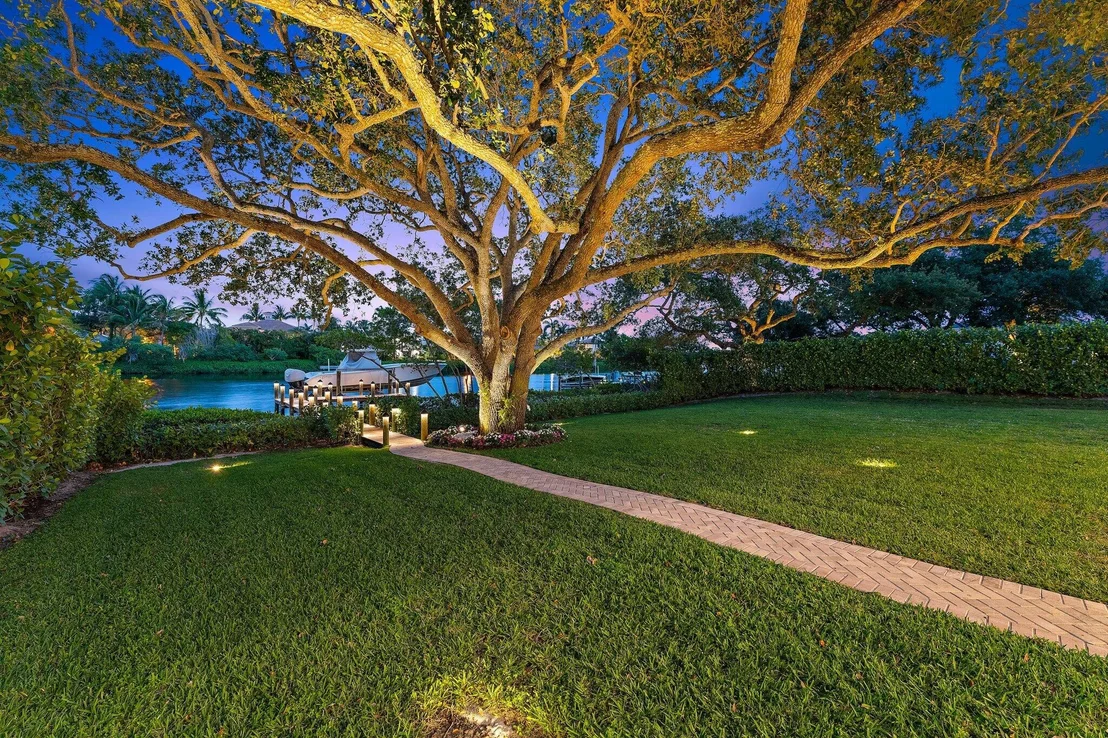 Photo of 19163 SE Jupiter River Drive