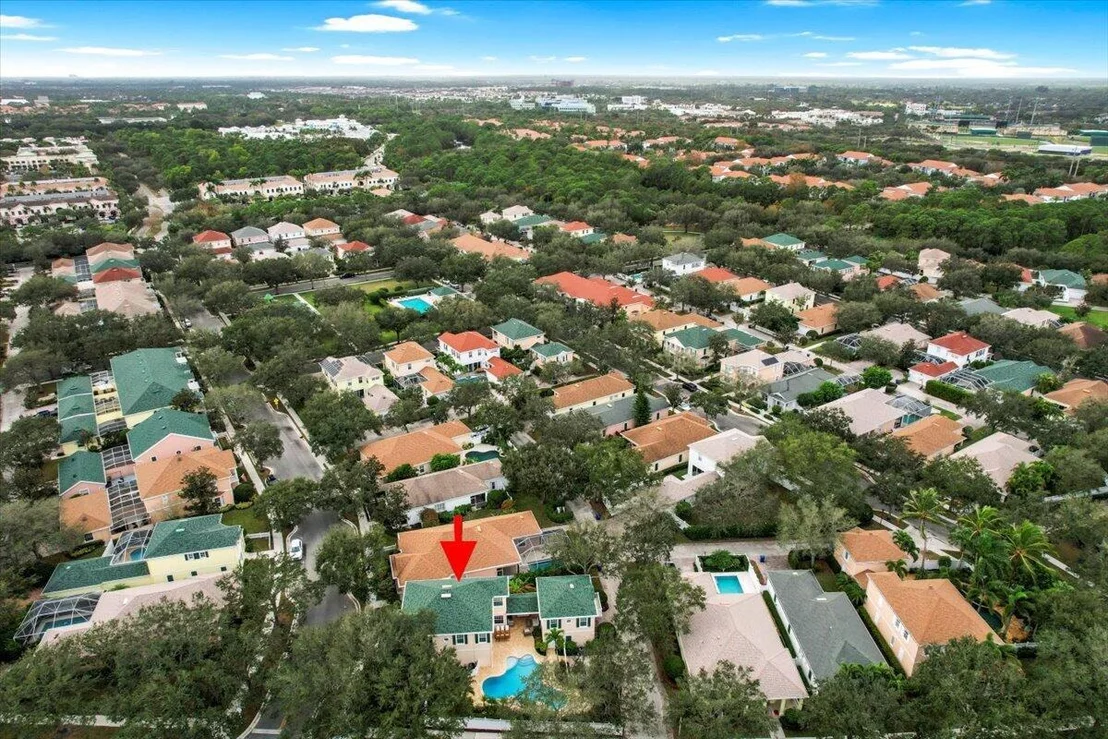 Photo of 132 Waterford Drive