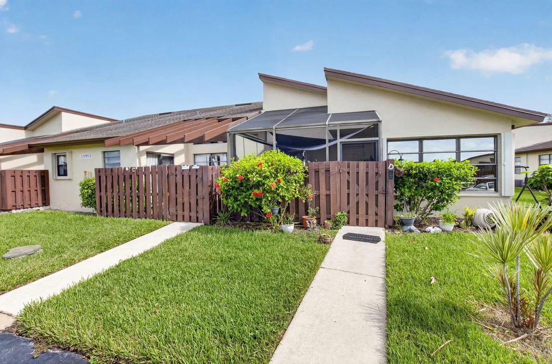 Photo of Unit D at 13953 NESTING Way