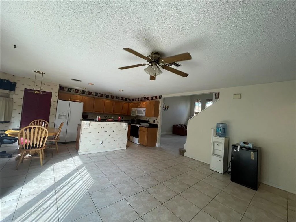 Photo of 2685 NW 68th Avenue