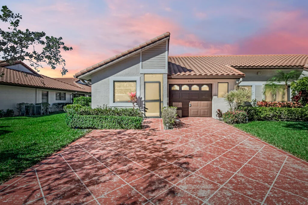Photo of 6235 Kings Gate Circle