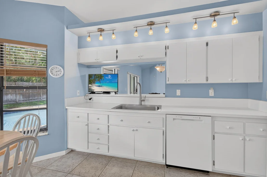Photo of 39 CEDAR Circle